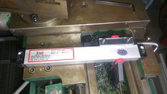 Cross slide spacer